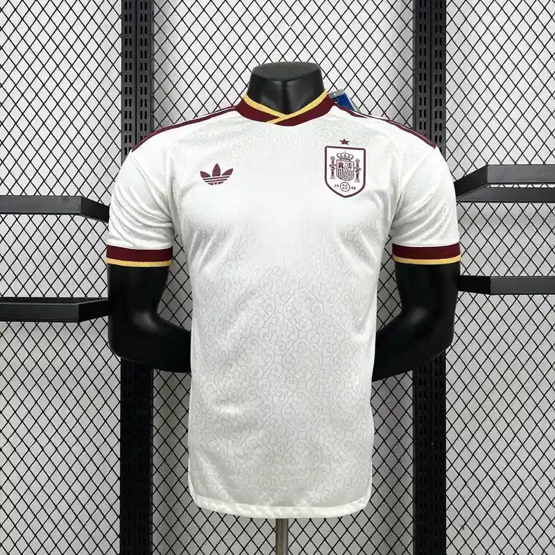 Segunda equipación España